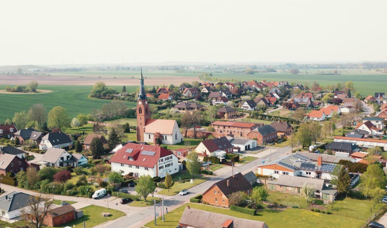Hotel Am Uckersee Röpersdorf Kültér fotó